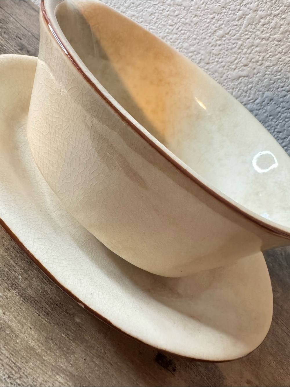 Vintage Cream Glaze Gravy Boat & Underplate | Brown Trim - Picture 9 of 14